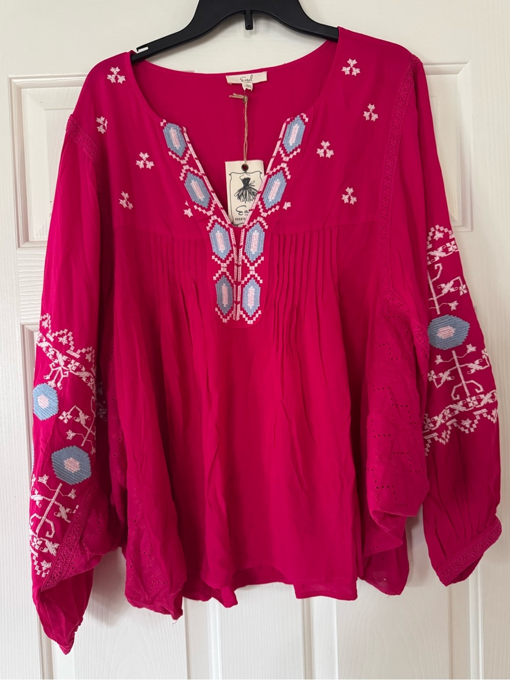 Easel Embroidered Fuchsia Peasant Blouse oversized large NEW